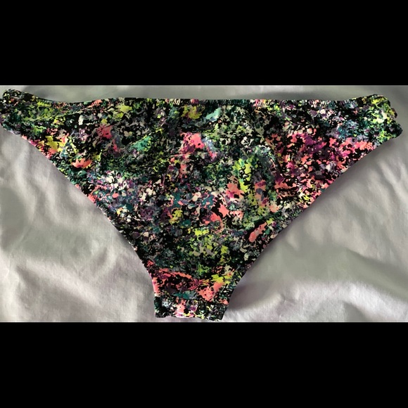 VS swim bottoms - Picture 2 of 3